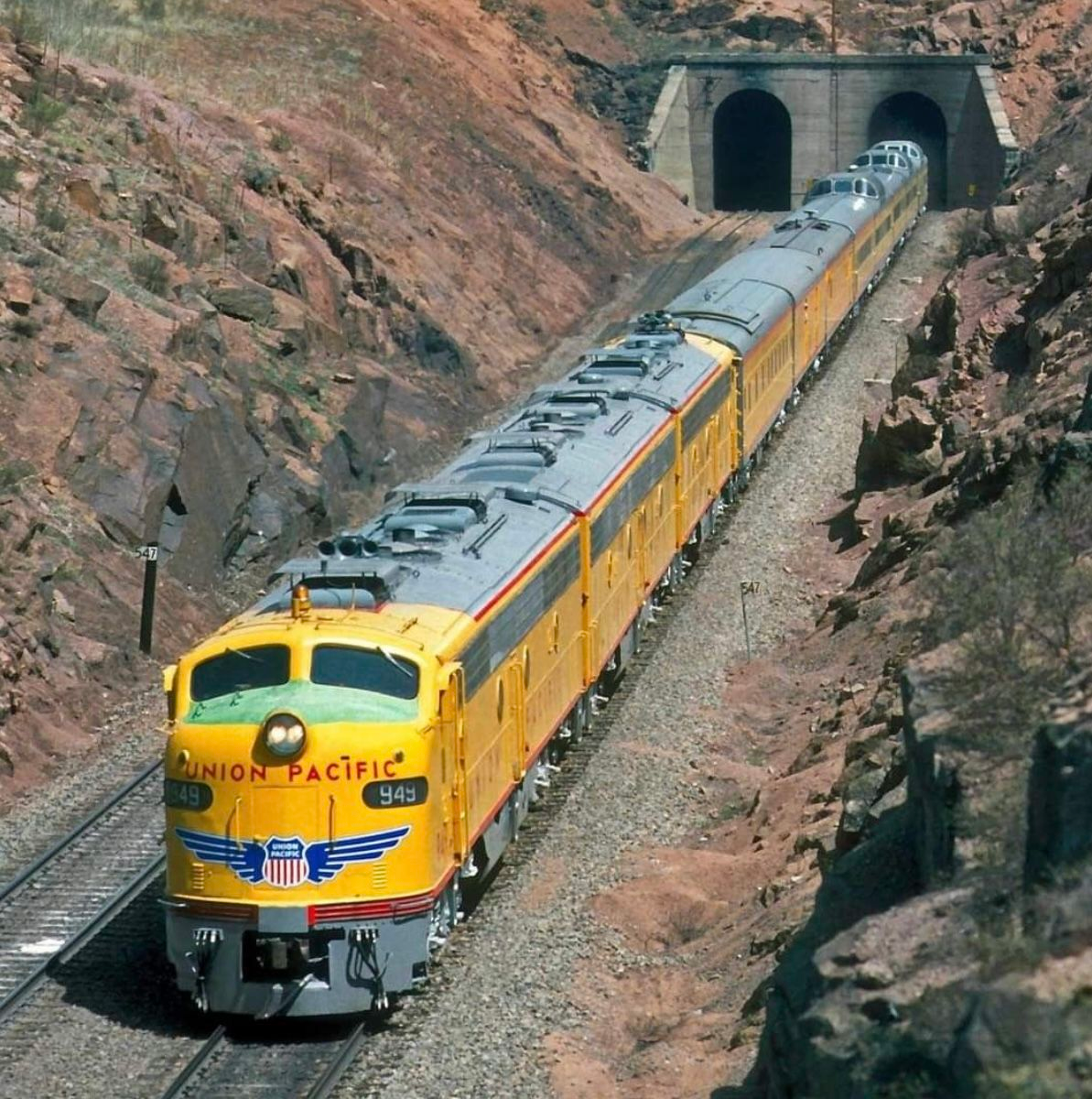 rail freight shipping cost from china asia