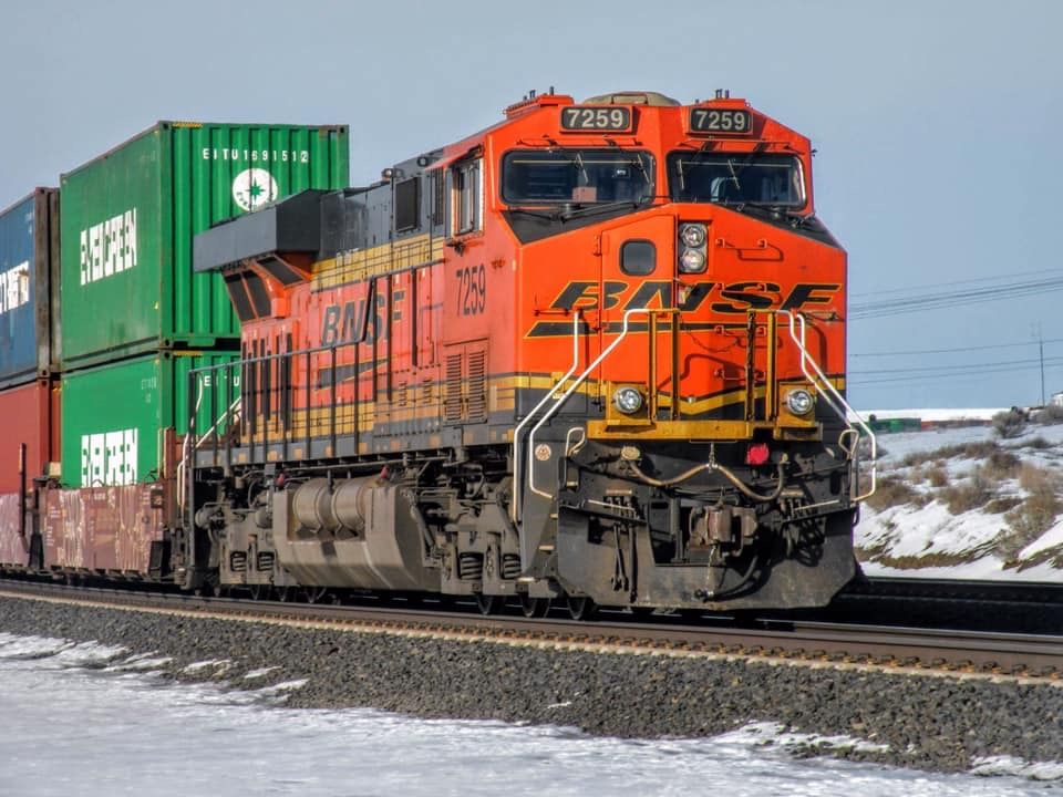 rail freight shipping solution for home appliance suppliers