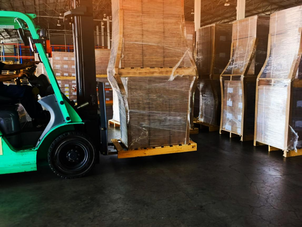 trucking delivery from inland rail terminal to warehouse